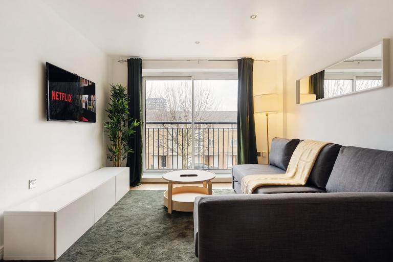 Premium Luxe 1 Bedroom Canary Apartment - B&B London