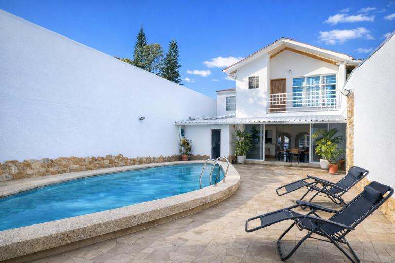 Casa Premium, ideal para descanso y familia - B&B Cali