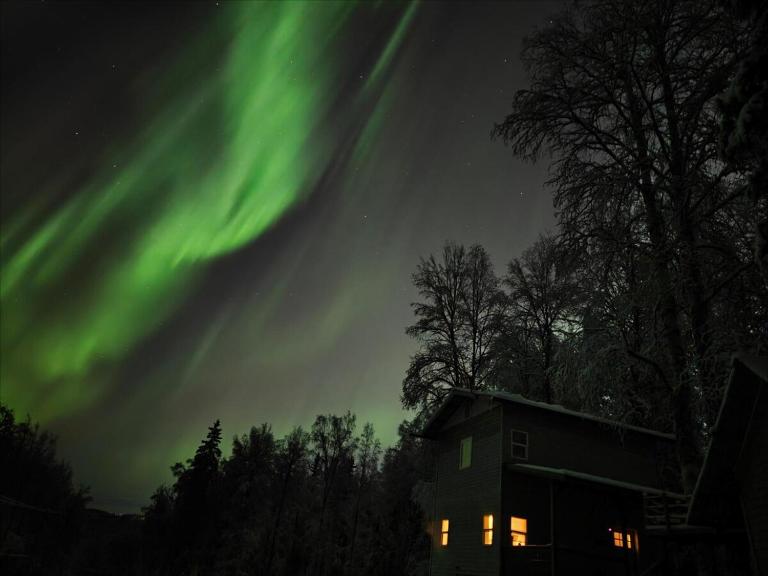 Fairbanks Hillside Cabin with Northern Lights Views - B&B Fairbanks