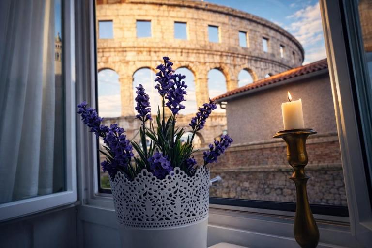 Amphiteater Art Apartman - Ferienwohnung Pula