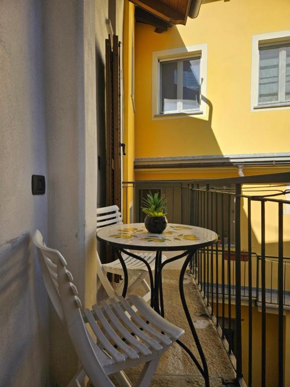 Rosmini House - Bed and Breakfast Stresa