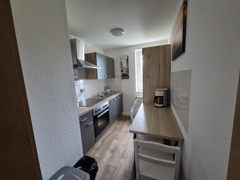 Monteurzimmer und Ferienwohnung Nähe Leuna, Halle, Leipzig - Chambres d'hôtes Braunsbedra