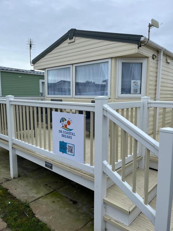 PG175 Ten berth Family Caravan on Golden palm resort chapel st leonards - Chambres d'hôtes Chapel Saint Leonards