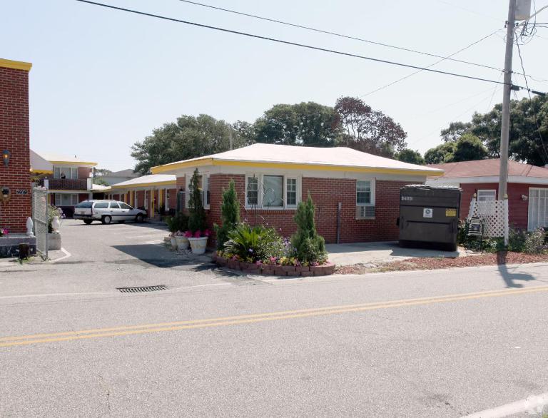 E & E Motel - B&B Myrtle Beach