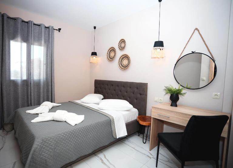 GreKa apartments - B&B Kalýves Polygýrou