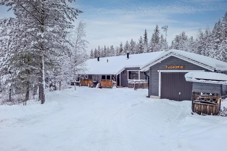 Cozy Arctic Retreat at the Arctic Circle - Bed and Breakfast Suomutunturi