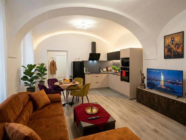 Alma Apartment DOWNTOWN - Chambres d'hôtes Košice