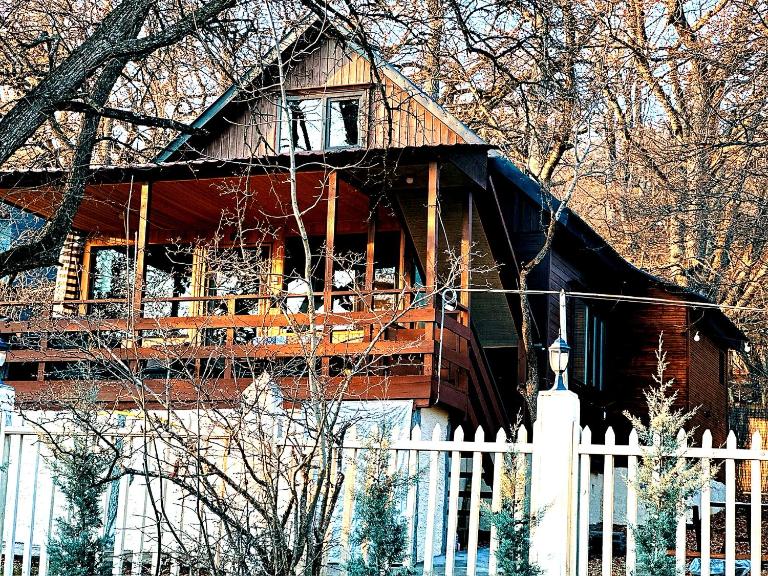 Wooden House in Kiketi - B&B K’ik’eti