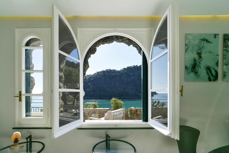 The Stone Pine House - Paraggi - B&B Santa Margherita Ligure