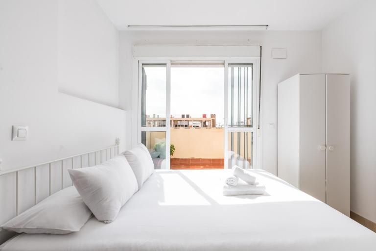 Holi-Rent Resitur - B&B Sevilla