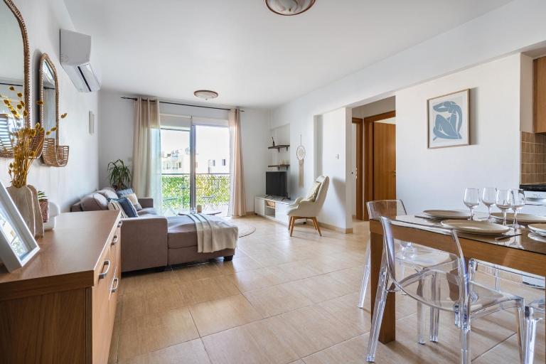 Relaxing 2BDR Retreat in Protaras - Ferienwohnung Paralímni