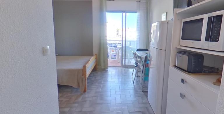 studio en rez-de-chaussée avec balcon à proximité des thermes en centre-ville - B&B Balaruc-les-Bains