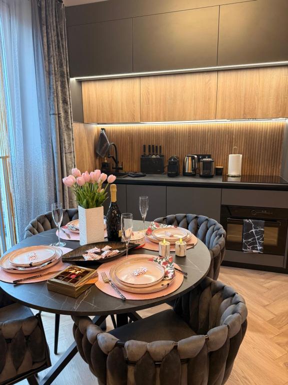 NOVIA apartment & Free Parking & Self Check in - B&B Riga