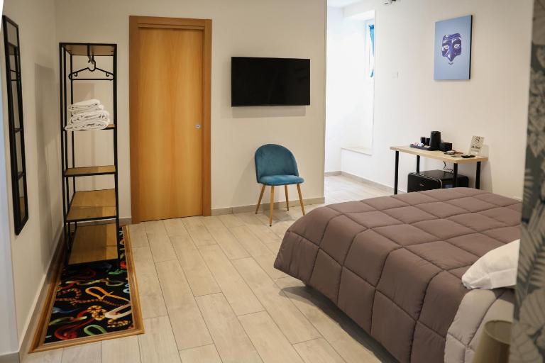 5 Santi Rooms - B&B Napoli