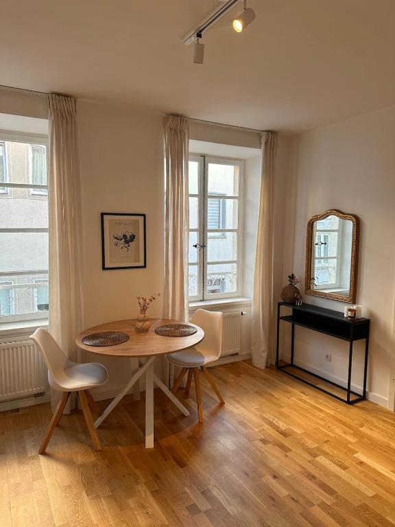Charmante Altbauwohnung im Herzen der Altstadt - B&B Koblenz