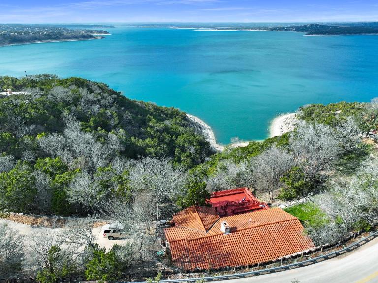 Point of View - B&B Canyon Lake