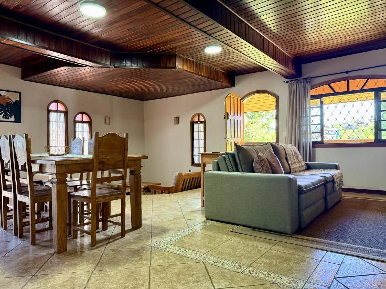 Casa Jardim Califórnia - Campos do Jordão - Bed and Breakfast Campos do Jordão