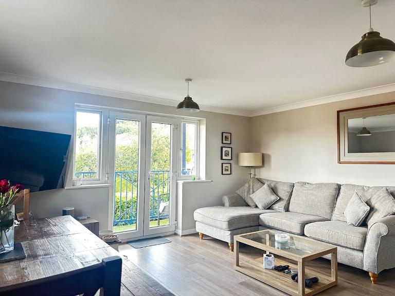 Castle View, Cosy Stay - B&B Strood