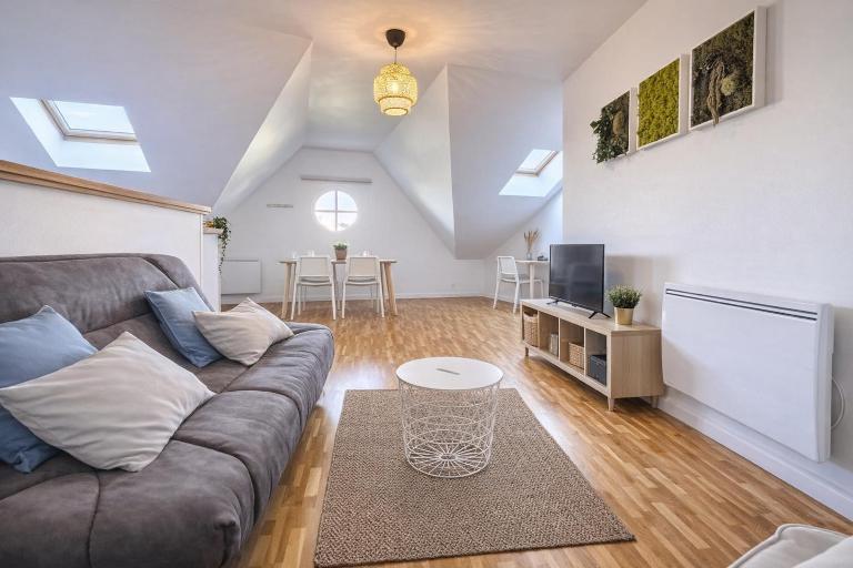 2 Mins from Train Station - Paris & DisneyLand - Cosy à Quatre - B&B Villiers-sur-Marne