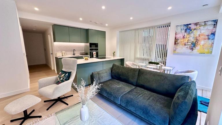 Sunshine Place Brent Cross - B&B London