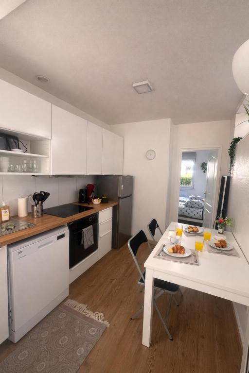 Studio Cosy Tram à 7 min plus Parking - Bed and Breakfast Illkirch-Graffenstaden