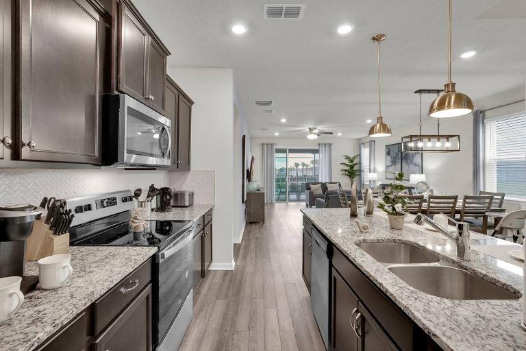 17 Min to Disney | Windsor Isl Resort | Pool - B&B Davenport