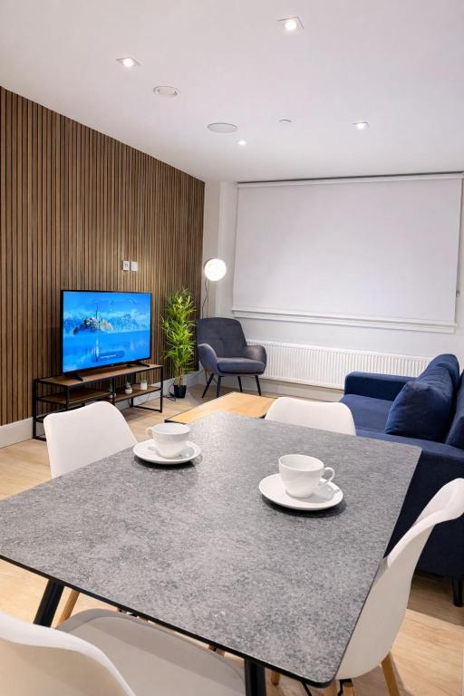 Modern Wembley Apartment Gym & Games Lounge - Ferienwohnung London