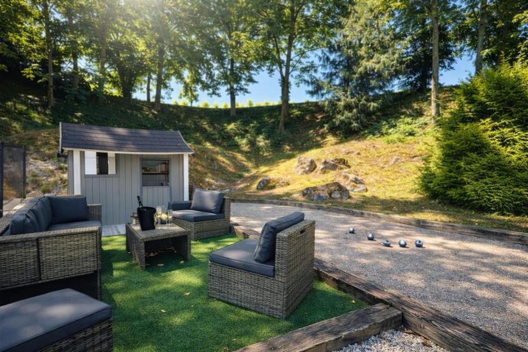 Winemaker's Cottage in Hautvillers - Terrace, Garden, Petanque and Free Private Parking - Chambres d'hôtes Hautvillers