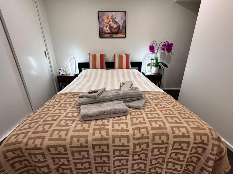 Connect 605 - B&B Auckland