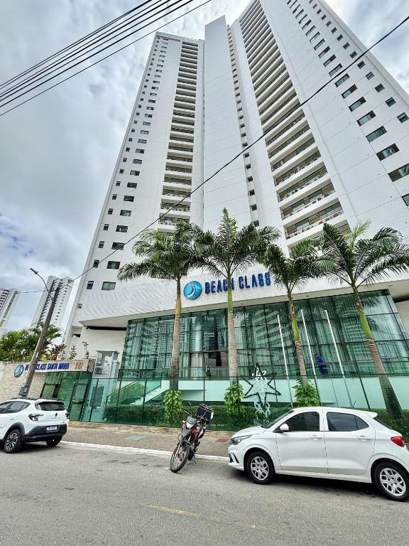 Condomínio em Boa Viagem, piscina, garagem, recepção 24h, apenas 8min da praia - B&B Recife