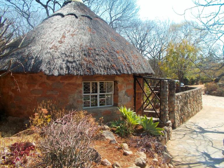 Limerick cottages - Bed and Breakfast Bulawayo