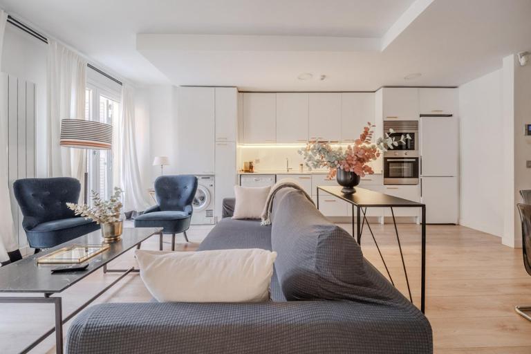 Modern with terrace -1Bdr 1Bath-Ppe. de Vergara - B&B Madrid