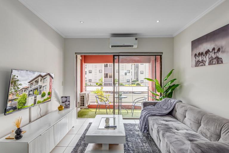 X&M Cédille Suites - Sandton - B&B Centane