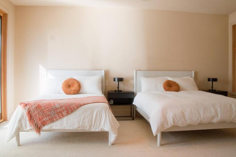 James-Fan Suites-Quiet Private Room with Ensuite - Chambres d'hôtes Victoria