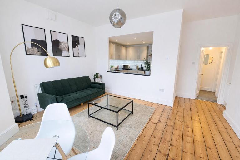 Modern 1 bed Flat Near Streatham Common Station - B&B Londres