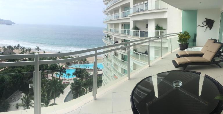Bay View Grand Marina Condo 1004S - B&B Ixtapa