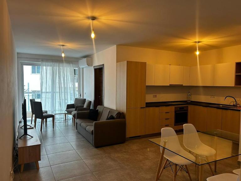 Cavalli 2 Bedroom Chic Apt in St Paul's Bay - Ferienwohnung St Paul's Bay