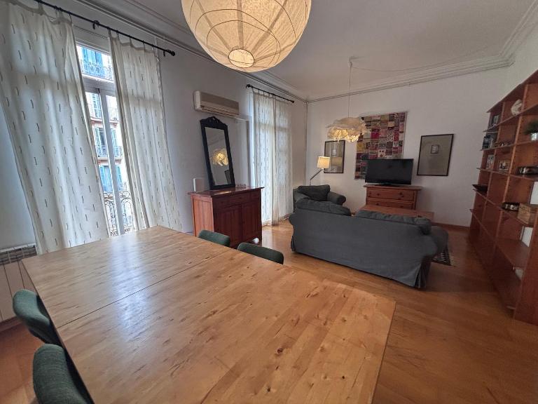 Bonito apartamento en el Eixample - Ferienwohnung Barcelona