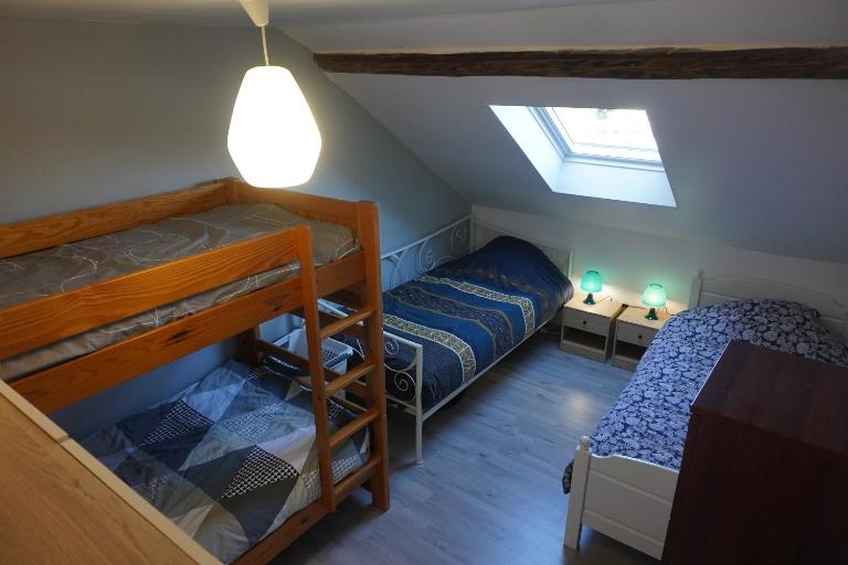 Appartement familial de ville - B&B Beuvrages