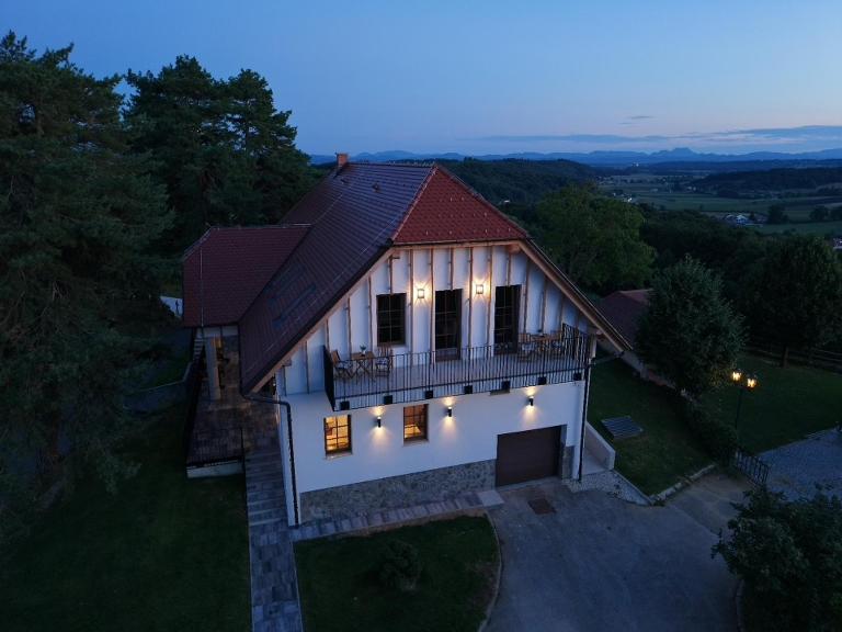 Vineyard Escape Herbersteinova klet - B&B Juršinci