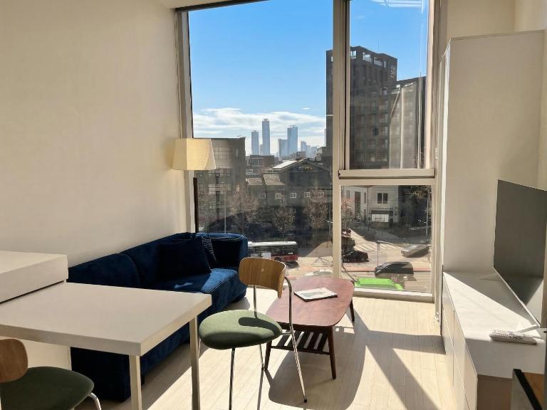 스퀘어5 - B&B Seoul