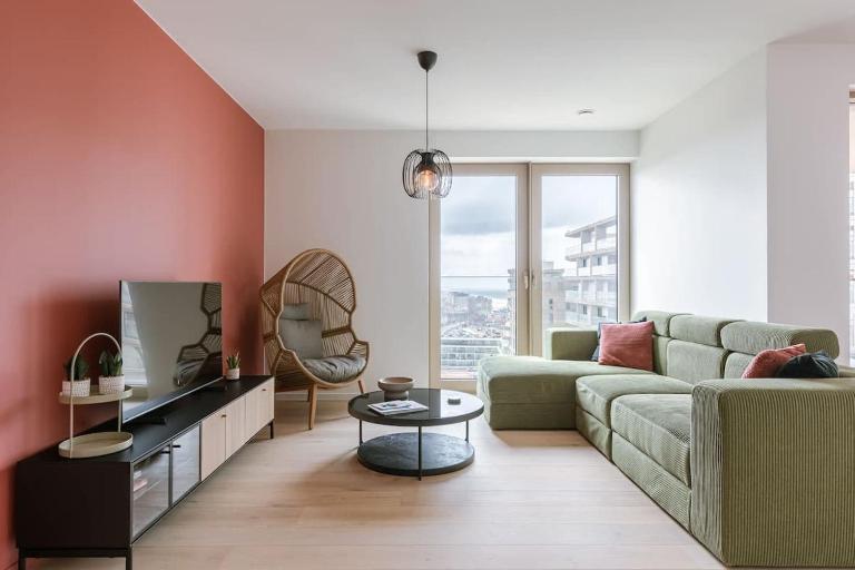 Bright & Cozy Stay Near Oostende Beach - B&B Ostende