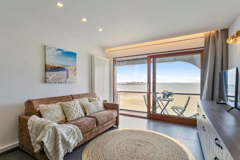 Casiola - Studio with great sea view on terrace - B&B Knokke-Heist