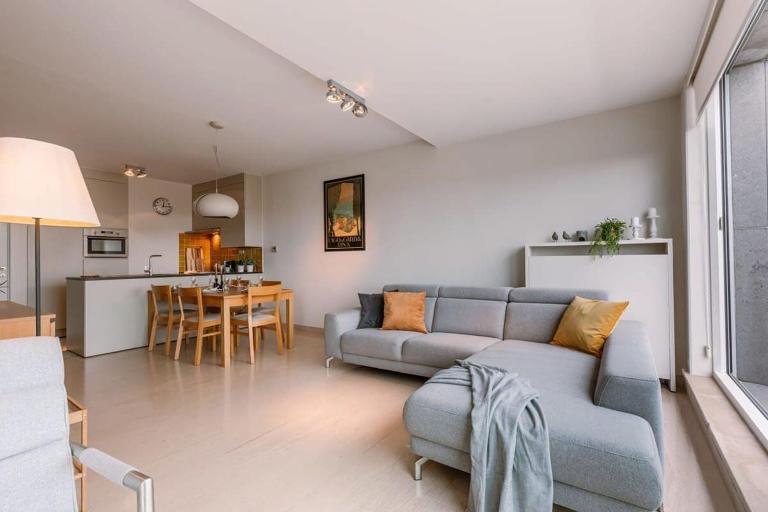 Casiola - Charming apartment near the beach with balcony - B&B De Panne