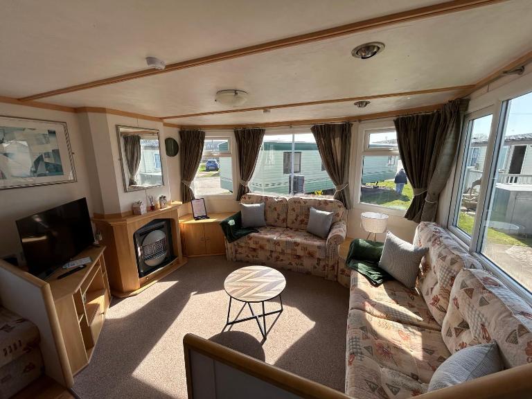 Bailey's Caravan Hire - Sealands Plot 60 - Wi-Fi - Dog Friendly - Chambres d'hôtes Ingoldmells