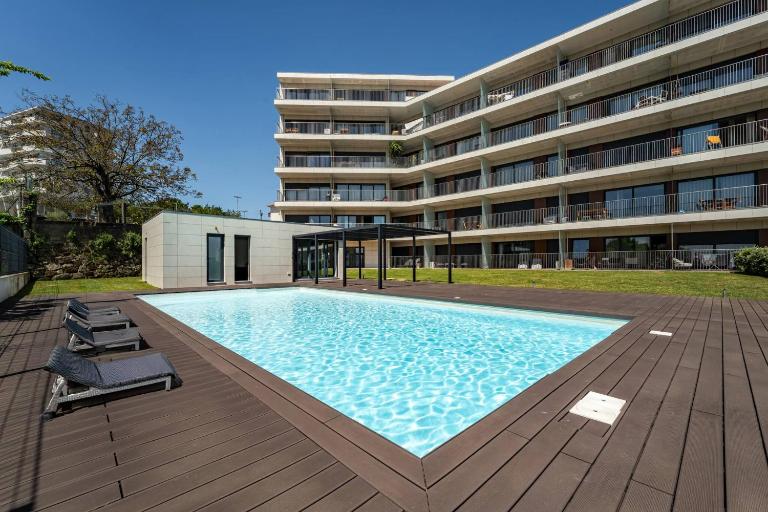 Antas Park Concept Lifestyle With Pool - B&B Oporto