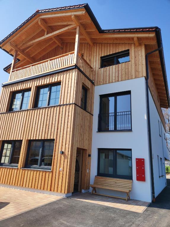 "Villa Barta am See" - Salzkammergut erleben - B&B Traunkirchen