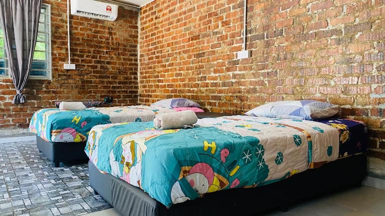 Roomstay Kampung Kolam - B&B Badong Wusha