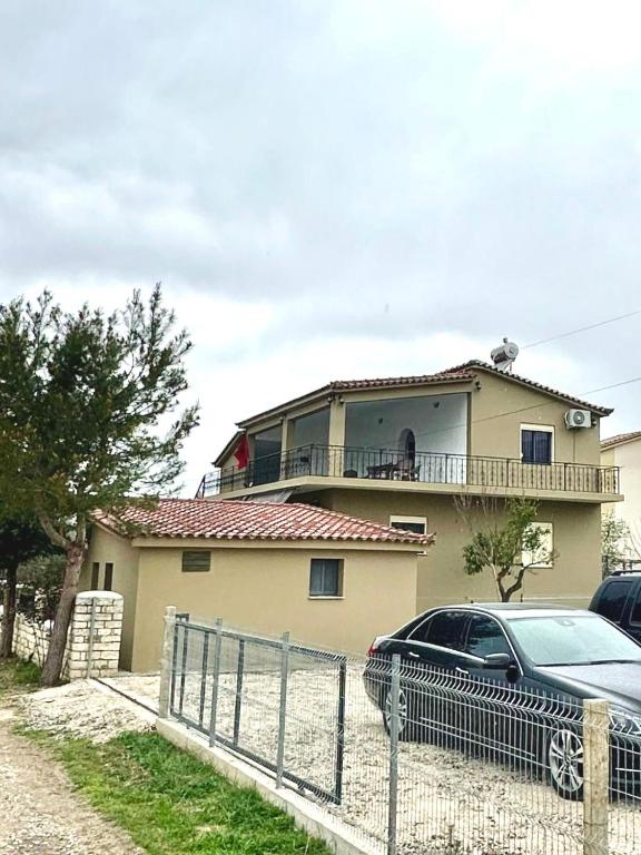 Berat Parents House 2 - Bed and Breakfast Berat