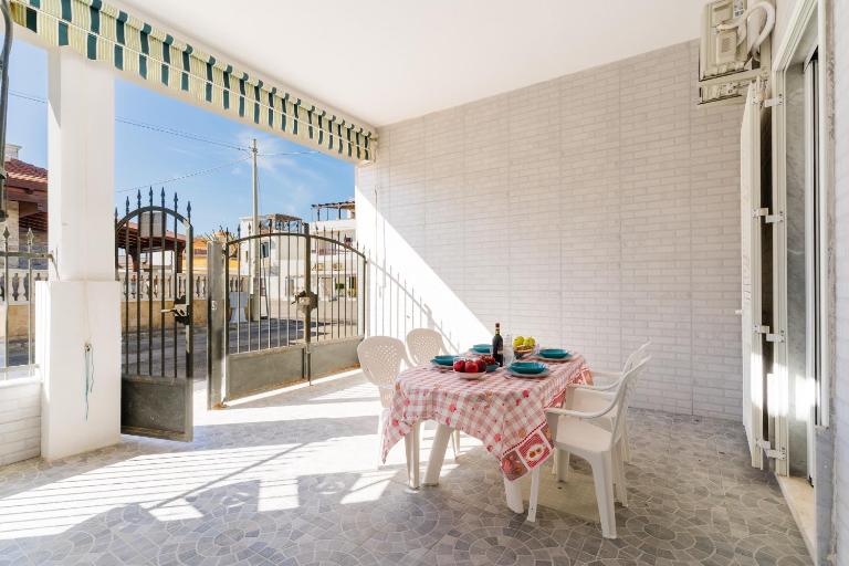 Villino Augusto by BarbarHouse - Bed and Breakfast Torre Lapillo